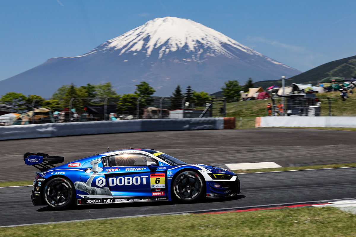 A Team Sponsored by Dobot Achieves a 3rd-Place Finish in Super GT Racing