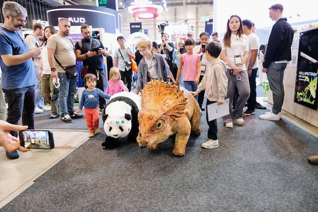 Pandabo, DOBOT LUMO and Rover X1 Auton Roamer Sinoceratops at IFA 2026